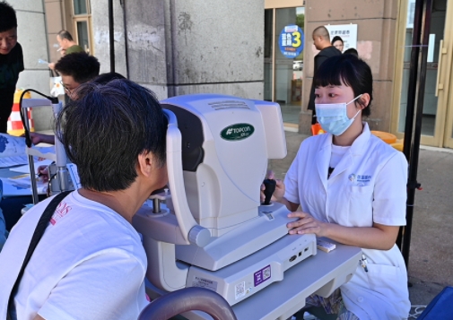 黑龙江普瑞眼科医院携手花园街道办事处开展义诊活动！